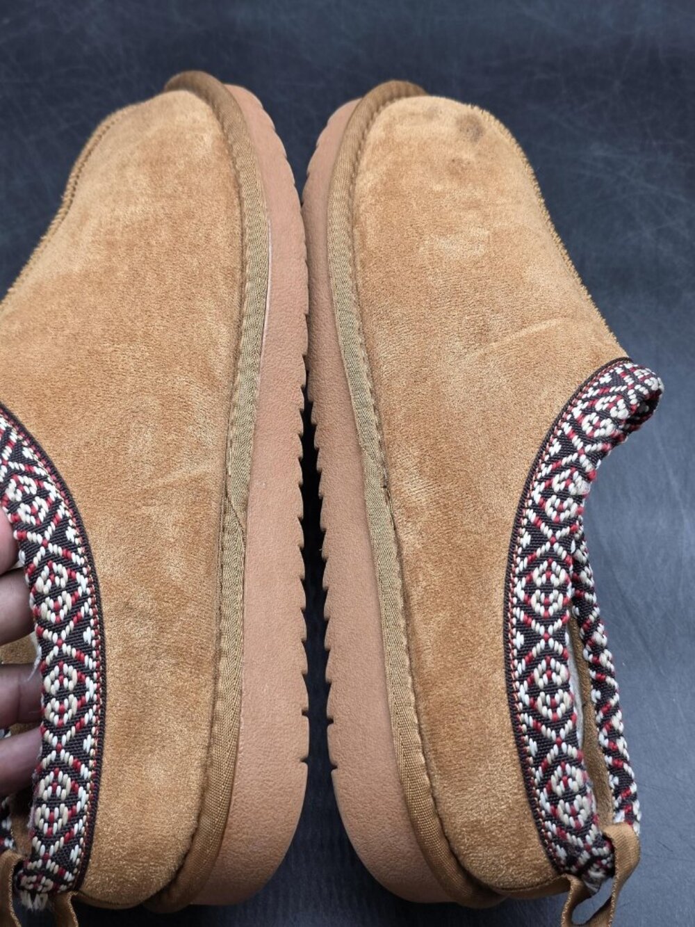 Soda Slippers Shoes Womens Size 10 Brown Faux Suede Fuzzy Lined Clog Stains - Picture 9 of 10